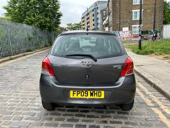 Toyota Yaris VVT-I TR