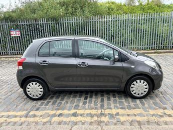 Toyota Yaris VVT-I TR