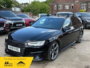 Audi A4 AVANT TFSI S LINE BLACK EDITION