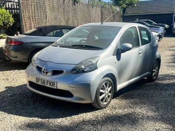 Toyota AYGO 1.0 VVT-i Platinum Euro 4 5dr