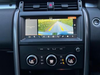 Land Rover Discovery SD6 LANDMARK
