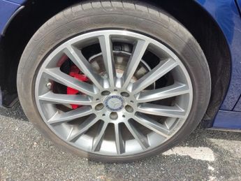 Mercedes GL Class C300 H AMG LINE PREMIUM PLUS