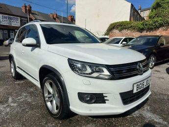 Volkswagen Tiguan 2.0 TDI BlueMotion Tech R-Line DSG 4WD Euro 5 (s/s) 5dr (Nav)
