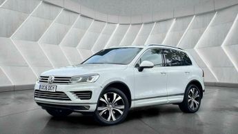 Volkswagen Touareg 3.0 TDI V6 BlueMotion Tech R-Line Tiptronic 4WD Euro 6 (s/s) 5dr