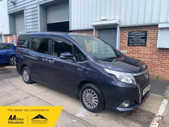 Toyota Voxy 1.8 Esquire Hybrid 7 Seater