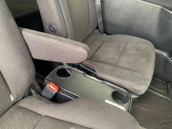 Toyota Noah 1.8 Hybrid 7 Seater