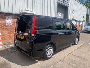 Toyota Noah 1.8 Hybrid 7 Seater