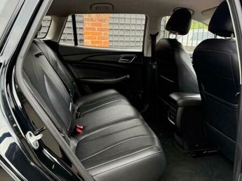 MG MG5 61.1kWh Exclusive Long Range Estate 5dr Electric Auto (156 ps)