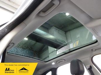 Jaguar F-Pace PORTFOLIO AWD