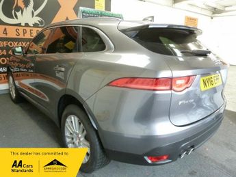 Jaguar F-Pace PORTFOLIO AWD