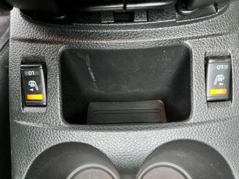 Nissan Qashqai N-VISION DCI XTRONIC