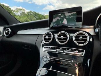 Mercedes-Benz C Class 2.1 C220d AMG Line (Premium) G-Tronic+ Euro 6 (s/s) 4dr
