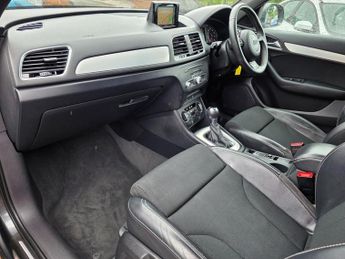 Audi Q3 TFSI S LINE