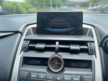 Lexus NX 300H F SPORT
