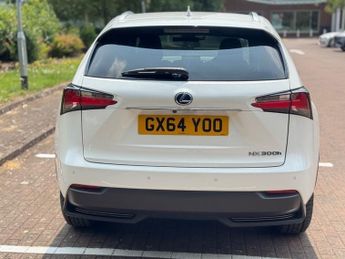 Lexus NX 300H F SPORT