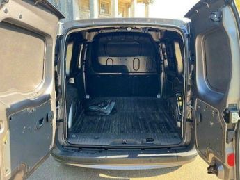 Renault Kangoo ZE ML20 33kWh Business+ Auto MWB 4dr (i)