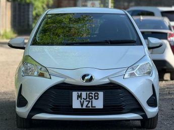 Toyota Yaris 1.3 VVT-i Icon CVT Euro 6 5dr