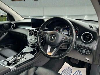 Mercedes-Benz C Class 2.1 GLC250d SE G-Tronic 4MATIC Euro 6 (s/s) 5dr