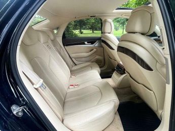 Audi A8 3.0 TDI V6 SE Executive Tiptronic quattro Euro 5 (s/s) 4dr