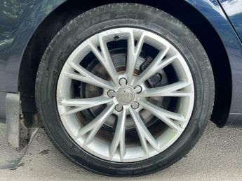 Audi A8 3.0 TDI V6 SE Executive Tiptronic quattro Euro 5 (s/s) 4dr