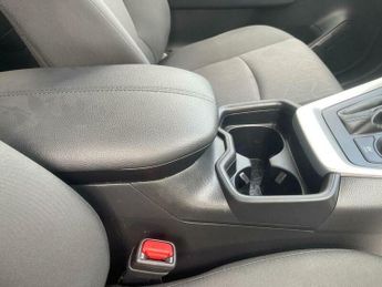 Toyota RAV4 2.5 VVT-h Design CVT 4WD Euro 6 (s/s) 5dr