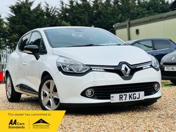 Renault Clio 1.5 dCi Dynamique MediaNav Hatchback 5dr Diesel Manual Euro 5 (s