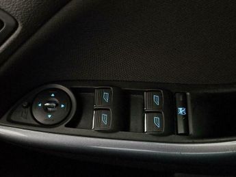 Ford Focus 1.6 Titanium Navigator Powershift Euro 5 5dr