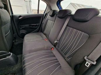 Vauxhall Corsa 1.4i 16v Club 5dr