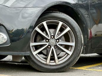 Toyota Avensis 1.8 V-Matic TR Multidrive S Euro 5 4dr