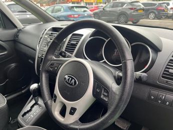 Kia Venga 1.6 2 MPV 5dr Petrol Auto Euro 5 (123 bhp)