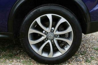 Nissan Juke 1.6 Tekna XTRON Euro 5 5dr