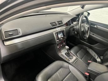 Volkswagen Passat EXECUTIVE TDI BLUEMOTION TECHNOLOGY DSG