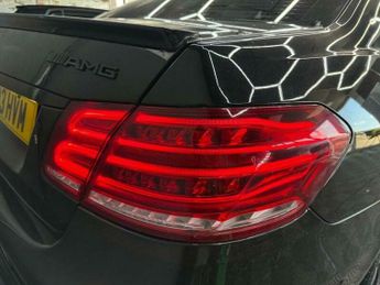 Mercedes-Benz E Class 5.5 E63 V8 BiTurbo AMG SpdS MCT Euro 6 (s/s) 4dr