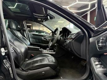Mercedes-Benz E Class 5.5 E63 V8 BiTurbo AMG SpdS MCT Euro 6 (s/s) 4dr