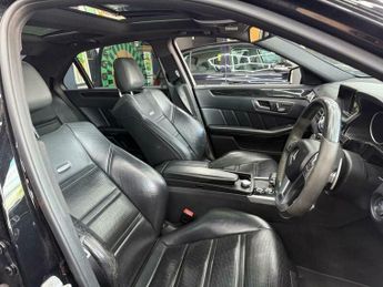 Mercedes-Benz E Class 5.5 E63 V8 BiTurbo AMG SpdS MCT Euro 6 (s/s) 4dr