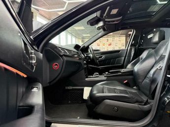 Mercedes-Benz E Class 5.5 E63 V8 BiTurbo AMG SpdS MCT Euro 6 (s/s) 4dr