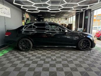 Mercedes-Benz E Class 5.5 E63 V8 BiTurbo AMG SpdS MCT Euro 6 (s/s) 4dr