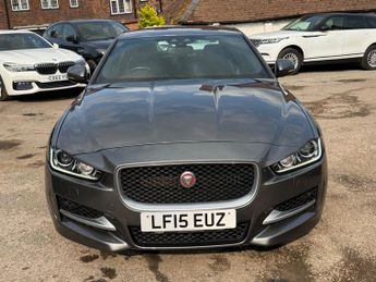 Jaguar XE R-SPORT
