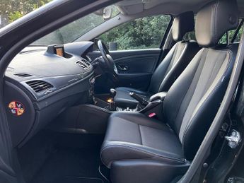 Renault Megane DYNAMIQUE NAV DCI