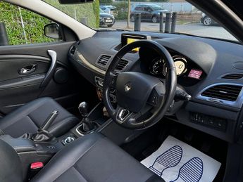 Renault Megane DYNAMIQUE NAV DCI