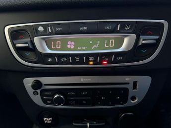 Renault Megane DYNAMIQUE NAV DCI
