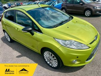 Ford Fiesta TITANIUM P/SENSORS+CRUISE+FSH