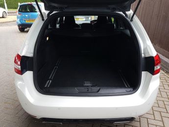 Peugeot 308 BLUE HDI S/S SW GT LINE