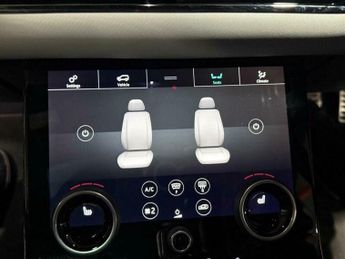 Land Rover Range Rover Evoque 2.0 D180 First Edition Auto 4WD Euro 6 (s/s) 5dr