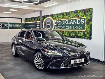 Lexus ES 300H TAKUMI [ Sunroof, Digital Mirrors, Mark Levinson Sound ]