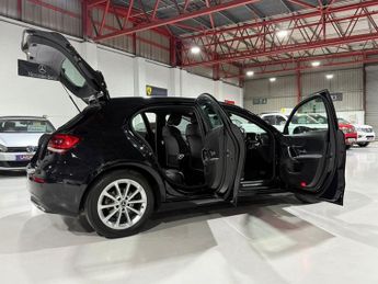 Mercedes-Benz A Class 1.3 A200 Sport (Executive) 7G-DCT Euro 6 (s/s) 5dr