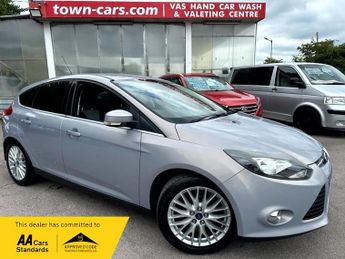 Ford Focus ZETEC - ONLY 31642 MILES, LOW £20 ROAD TAX, 1 FORMER OWNER, SERV