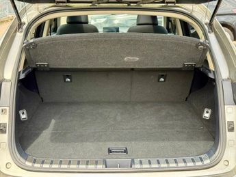 Lexus NX 300H LUXURY