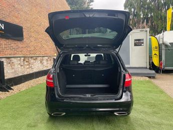 Mercedes B Class B220 CDI 4MATIC AMG LINE PREMIUM