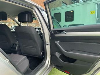 Volkswagen Passat SE BUSINESS TDI BLUEMOTION TECH DSG